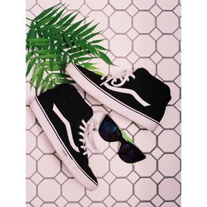 ✨Hightop Vans✨Size 7✨